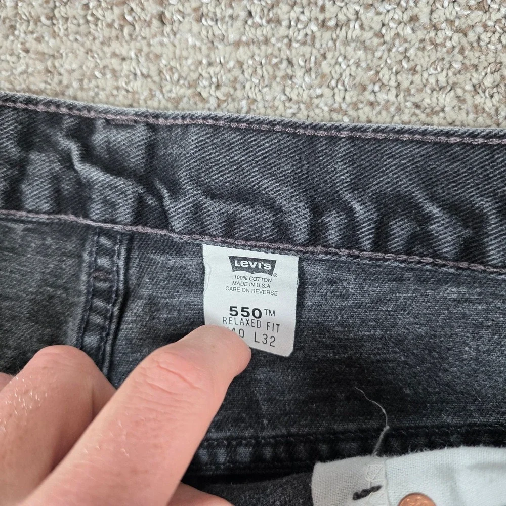 Vintage Levis 550 Relaxed Fit Black Denim Jeans Made in USA 40x32 550-0260